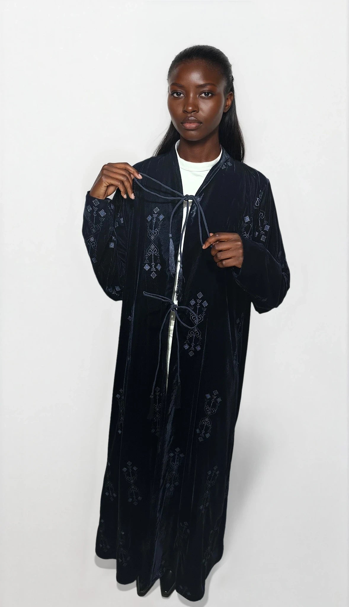 Sadu velvet abaya